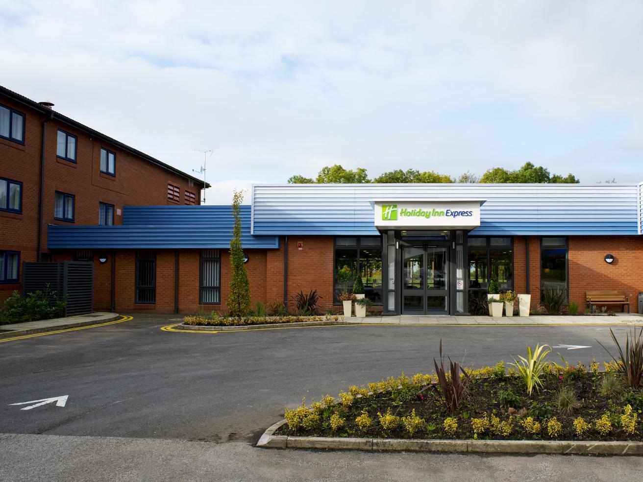 Holiday Inn Express Preston South By Ihg Zewnętrze zdjęcie