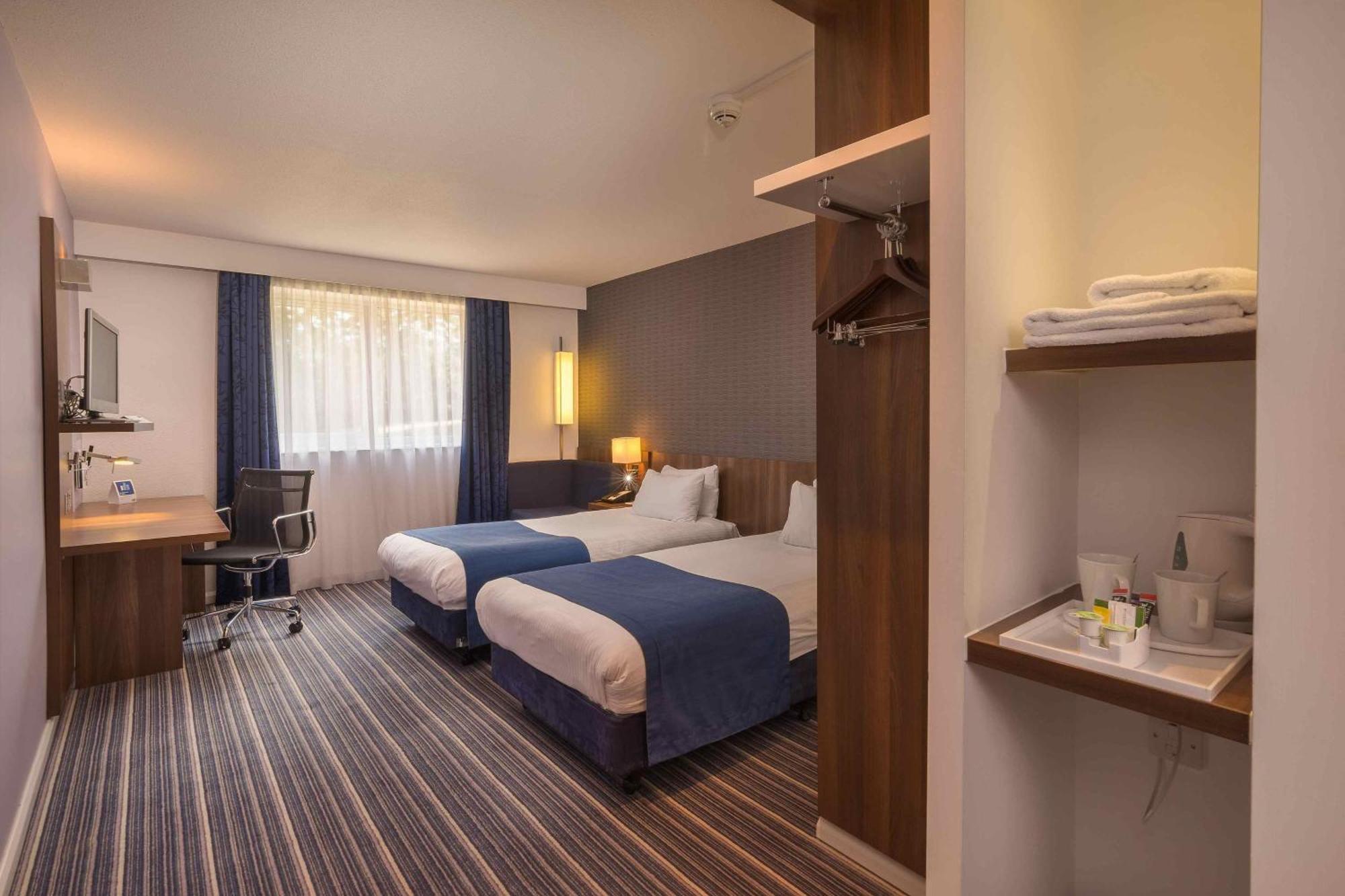 Holiday Inn Express Preston South By Ihg Zewnętrze zdjęcie