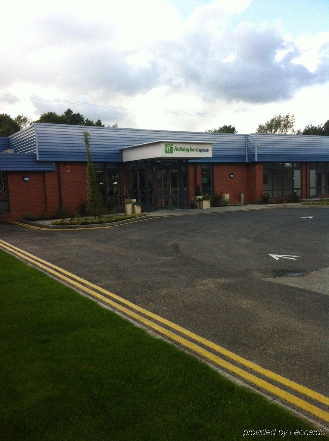 Holiday Inn Express Preston South By Ihg Zewnętrze zdjęcie